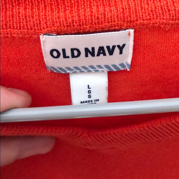 Old navy pullover - Picture 2 of 2